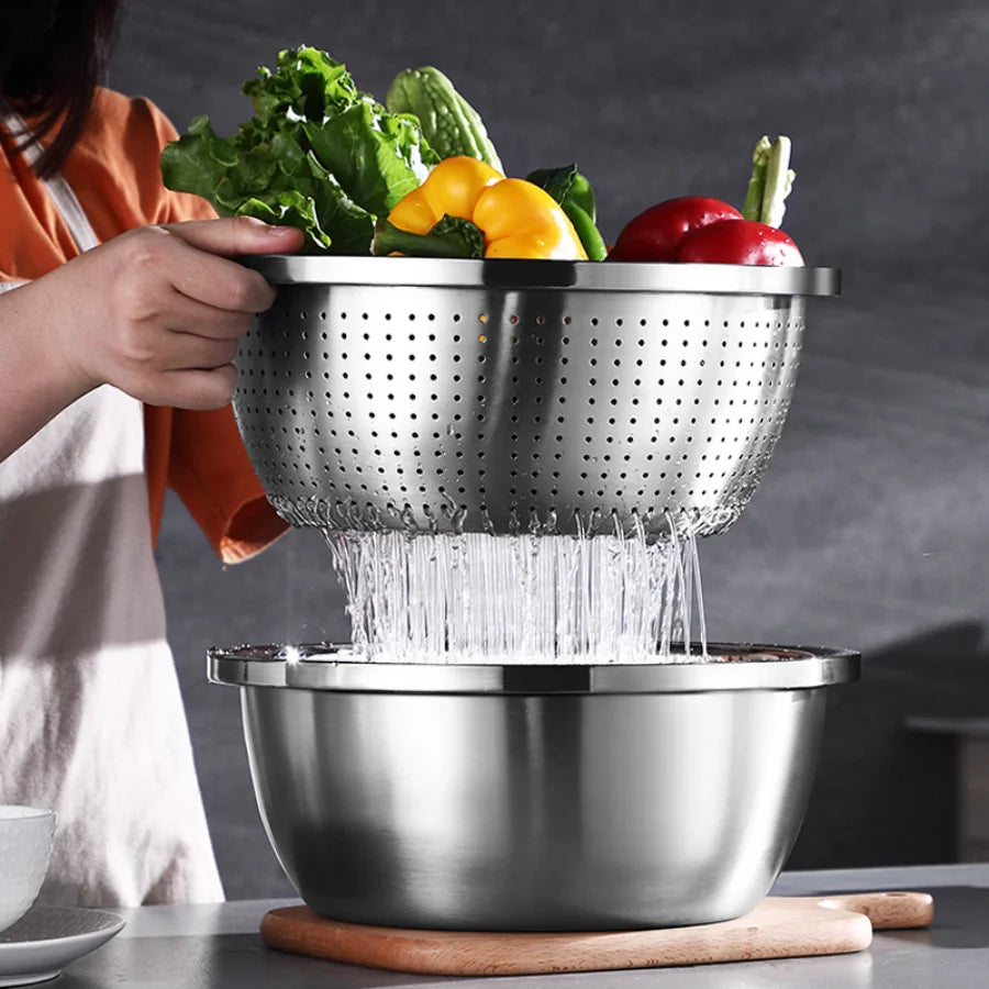 Multi functional vegetable cutter